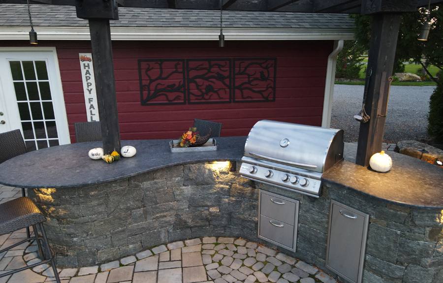 Outdoor Kitchen Must-Haves for a Backyard Built for Gathering